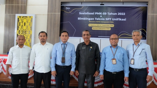 Penyuluh Pajak KPP Pratama Aceh Besar dalam Sosialisasi PMK 59 Tahun 2022 dan Bimbingan Teknis Tata Cara Pembuatan serta Penyampaian SPT Masa Unifikasi bagi Bendahara dilingkungan Kab. Pidie
